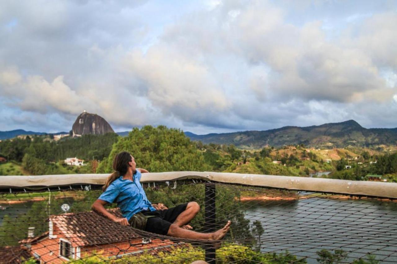 Happy Buddha Hostel & Lodge Guatapé Kültér fotó