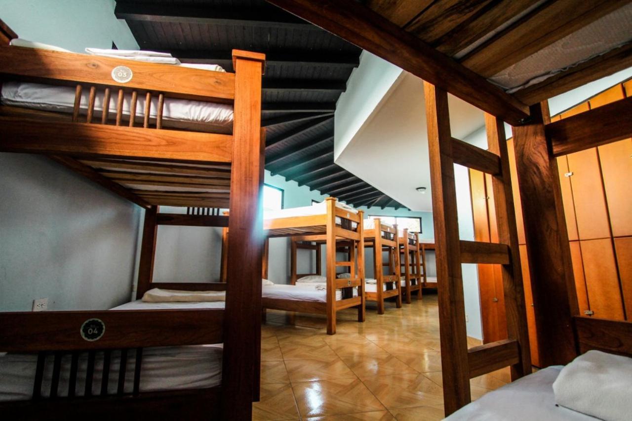 Happy Buddha Hostel & Lodge Guatapé Szoba fotó